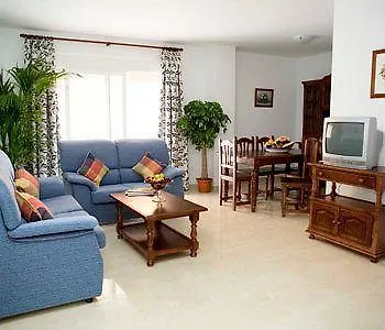 米格尔安赫尔公寓 *